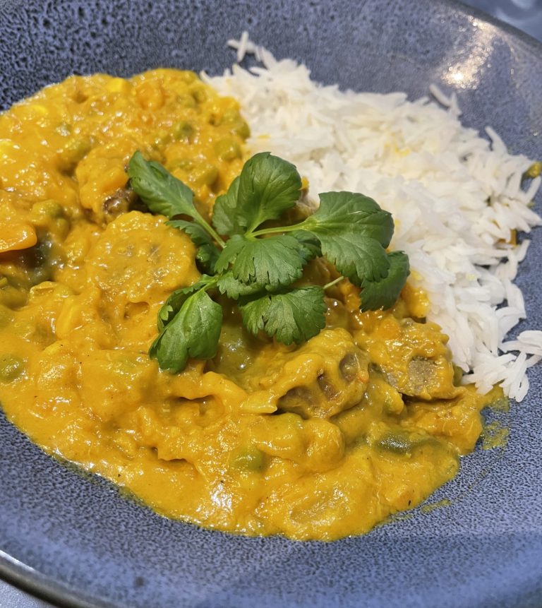 creamy-coconut-curried-sausages